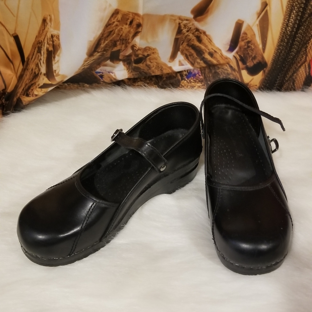 Dansko Mary Jane